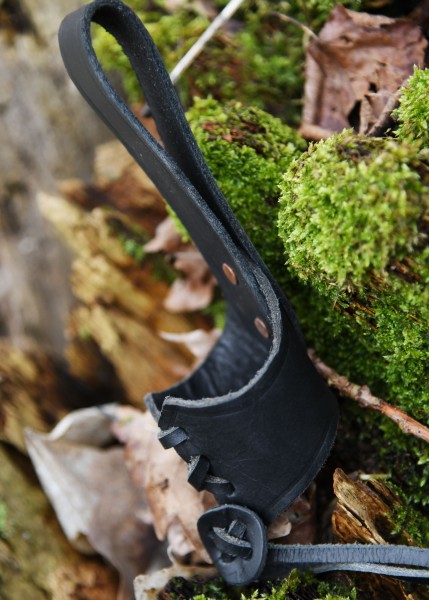 Gürtelhalter aus Leder für 0,2l und 0,3l Trinkhörner, schwarz