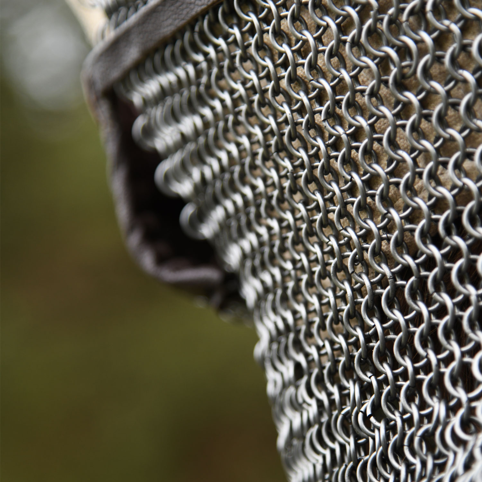 Kettenhaube mit quadratischem Mundschutz, ID8mm