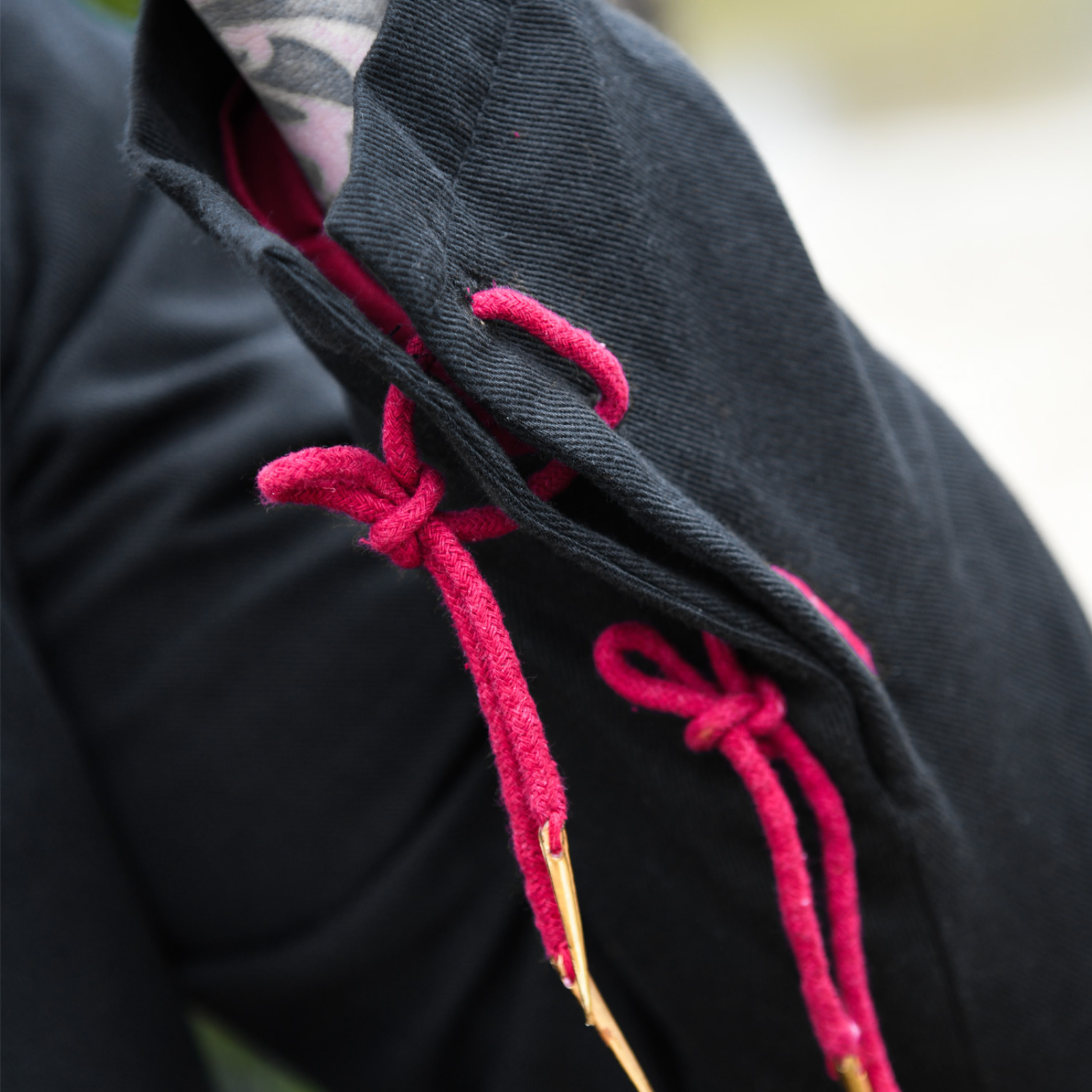 Mittelalterlicher Wams Bernhard mit Nestelbändern, schwarz