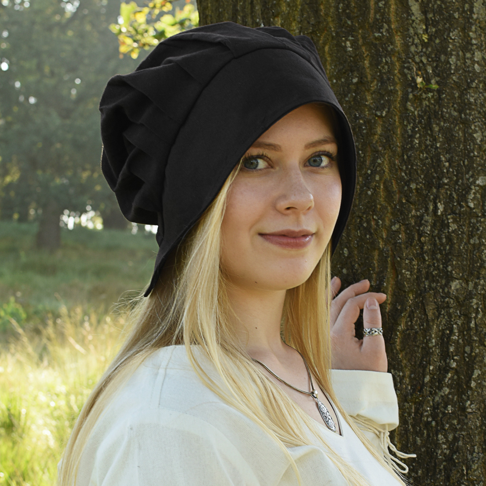 Mittelalter Haube mit gelegten Falten, verschiedene Farben