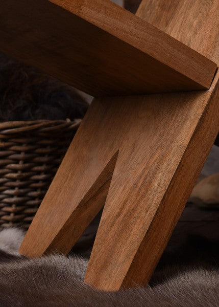 Steckstuhl aus Hartholz, Fuß