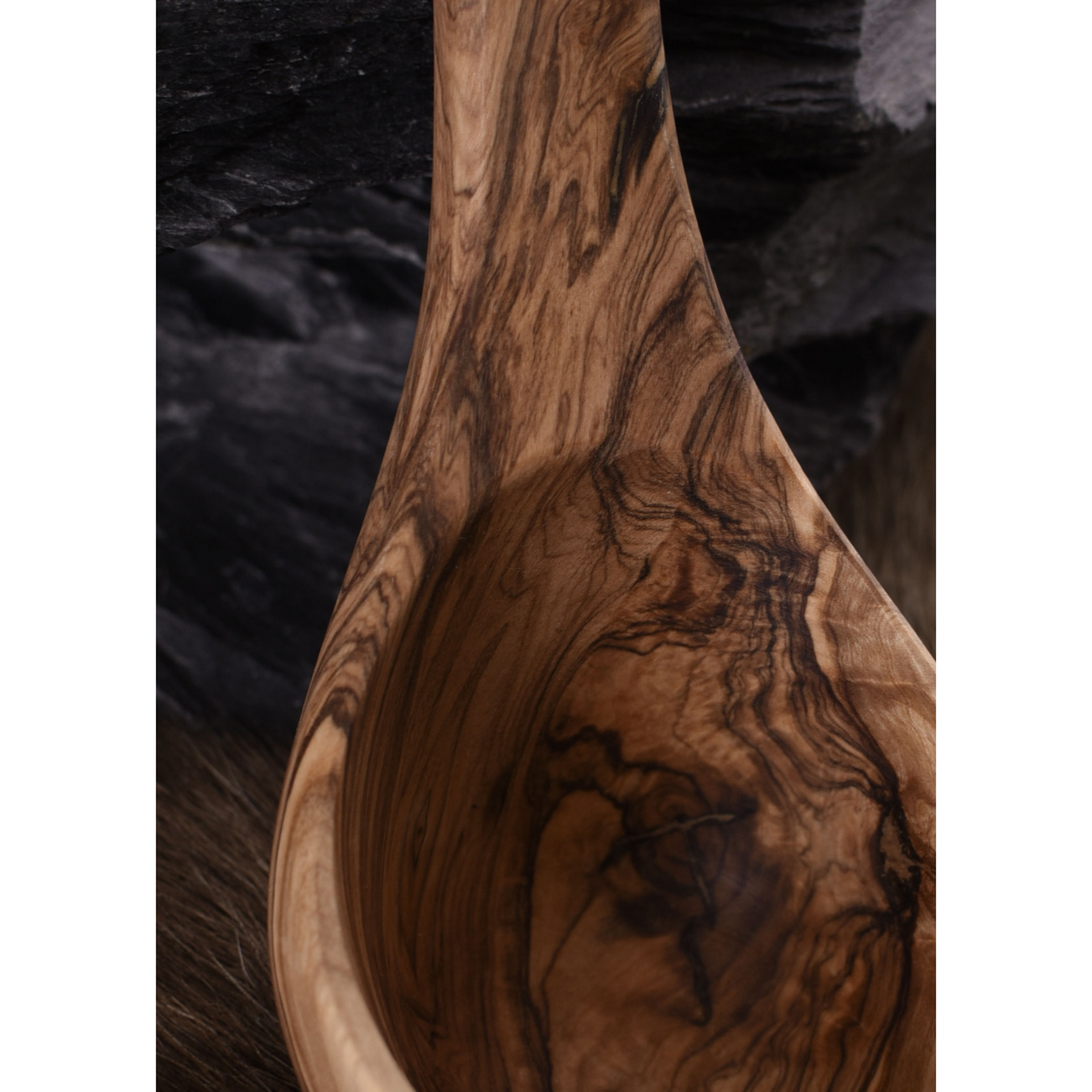Schöpfkelle aus Olivenholz, ca. 26 cm