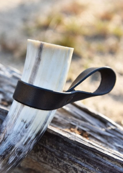 Einfacher Gürtelhalter für Trinkhorn aus Leder, Hornhalter, schwarz
