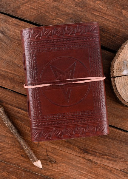 Lederbuch mit Pentagramm, Braun, ca. 21 x 14 cm