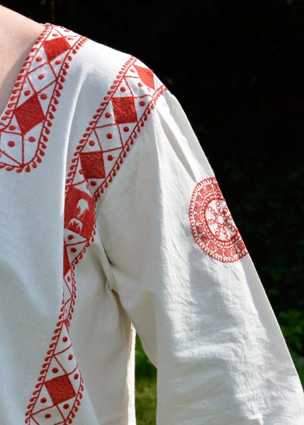 Römische Langarm-Tunika, rot bestickt, 100% Baumwolle