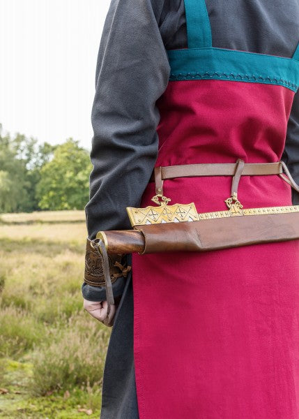 Wikinger Trägerkleid / Schürzenkleid Hilja mit Stickerei, rot