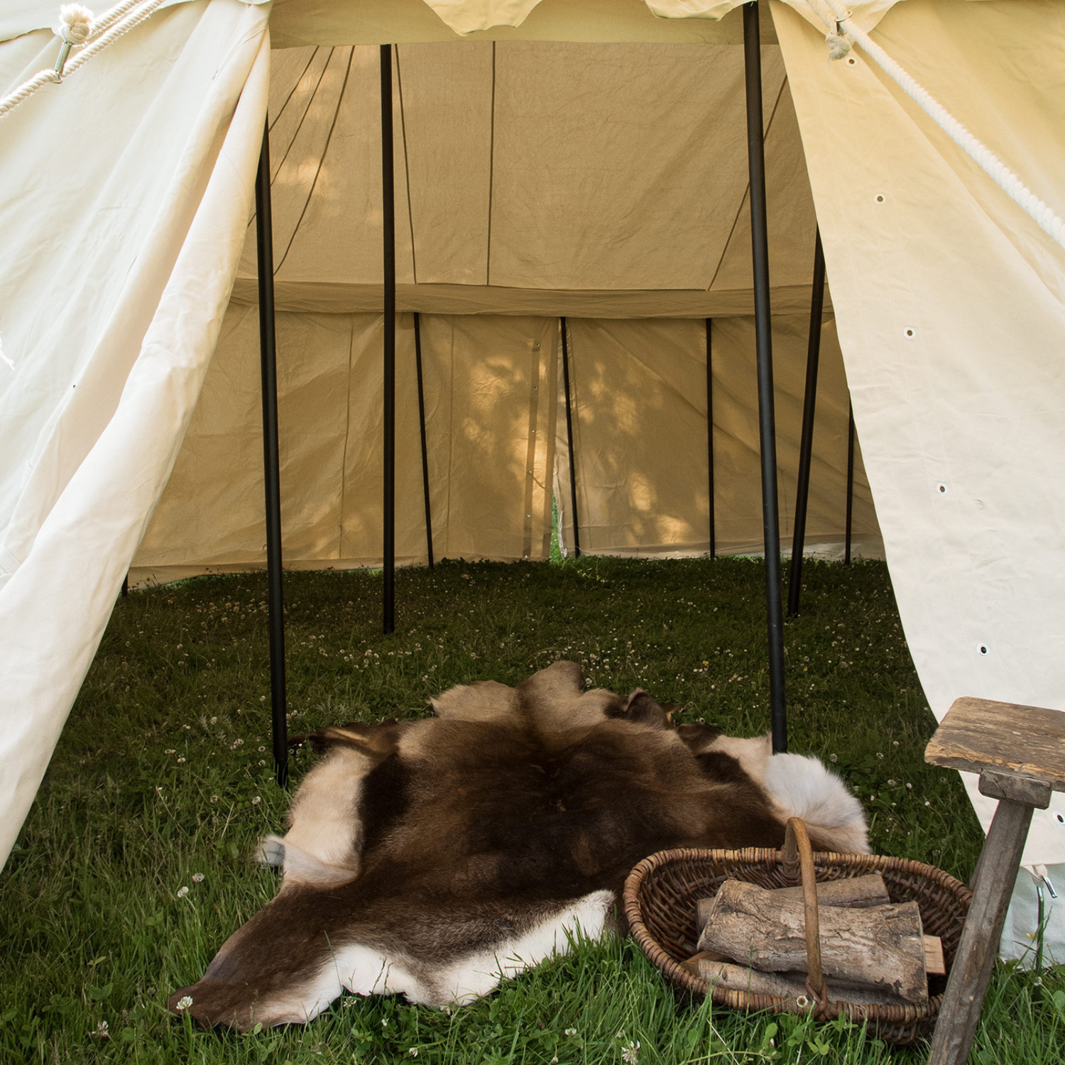 Ritterzelt Burgund, 5 x 8 m, 425 gsm, naturfarben, Mittelalterzelt