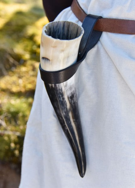 Einfacher Gürtelhalter für Trinkhorn aus Leder, Hornhalter, schwarz