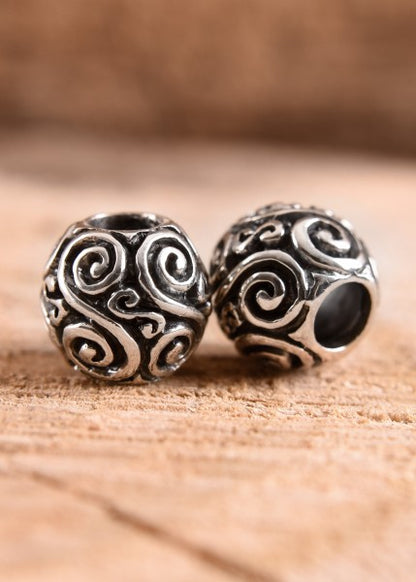 Runde Bartperle und Lockenperle mit Doppelspiralen aus Silber