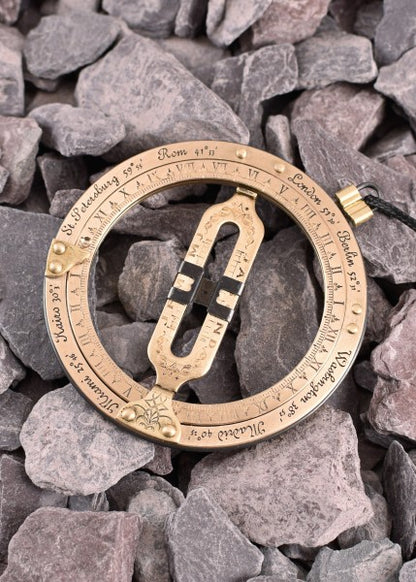 Tragbare Ringsonnenuhr und Sonnenkompass aus Messing