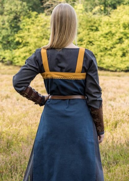Wikinger Trägerkleid / Schürzenkleid Hilja mit Stickerei, blau